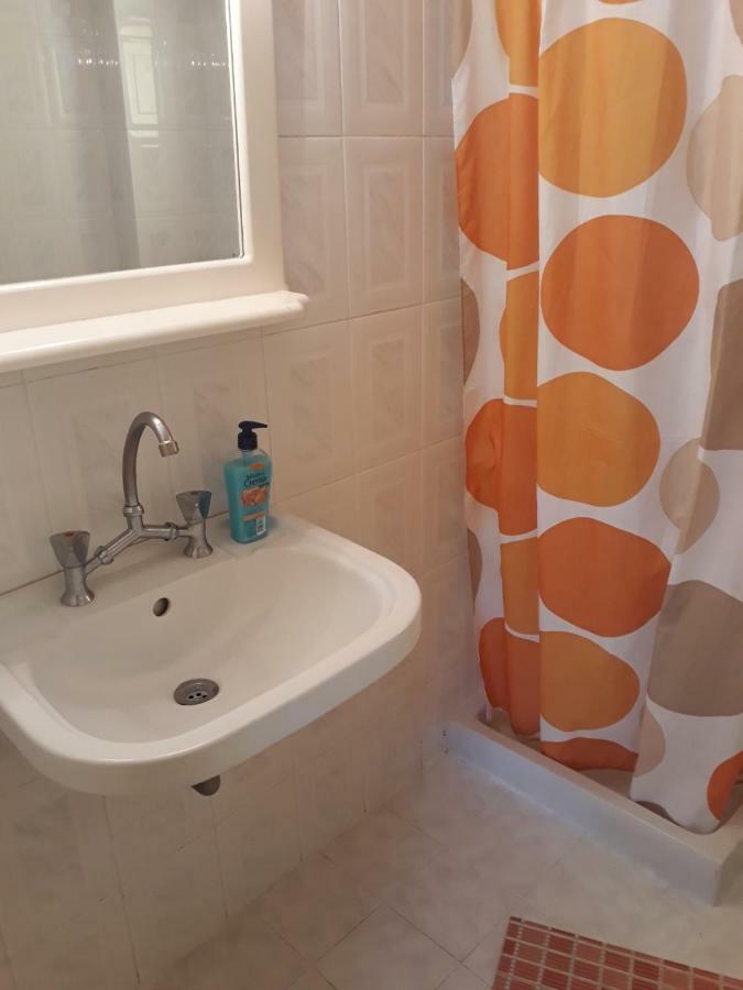Karavagelis Rooms 로비에스 외부 사진